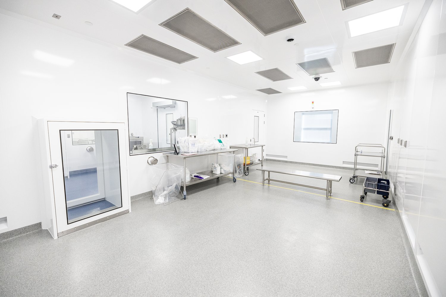 Freestanding Cleanrooms